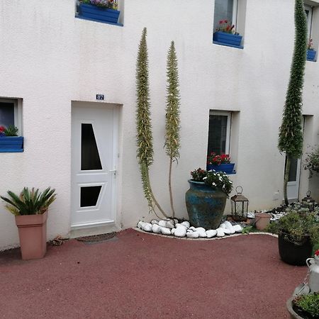Ty Pempoul - Logement 2 Chambres - 100 M De La Plage サン・ポル・ド・レオン エクステリア 写真